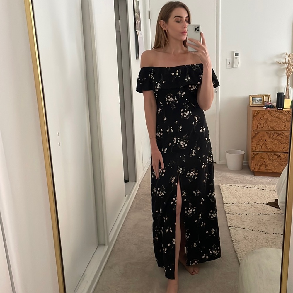Off the shoulder floral maxi